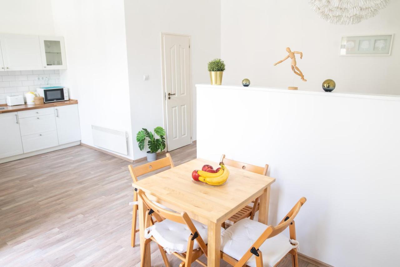 N28 Condo Apartment Next To Andrassy. Budapest Eksteriør billede